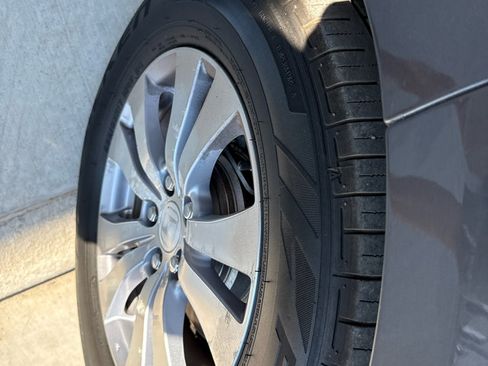 Used 2015 Honda Odyssey EX-L image 18