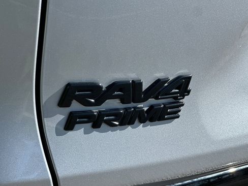 Used 2022 Toyota RAV4 XSE w/ Premium Package image 39