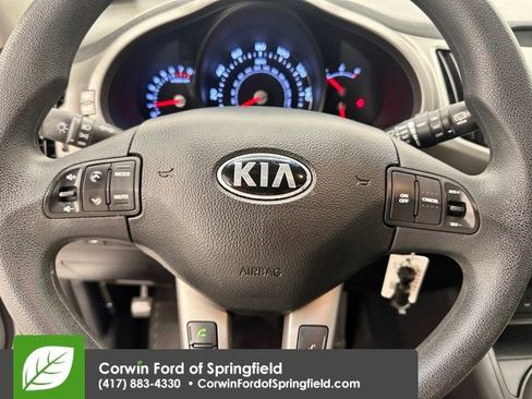 Used 2014 Kia Sportage LX image 18