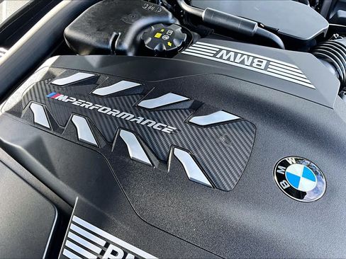 Used 2025 BMW M850i xDrive AWD/4WD image 33
