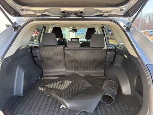 Used 2025 Toyota RAV4 LE image 28
