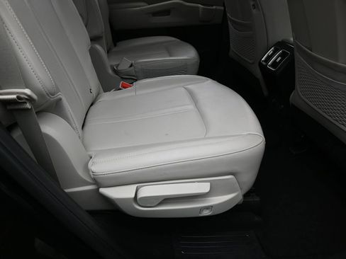 Used 2023 Kia Sorento EX FWD image 42