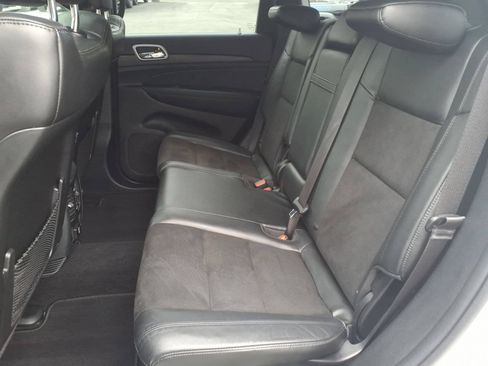 Certified 2019 Jeep Grand Cherokee Altitude AWD/4WD image 14