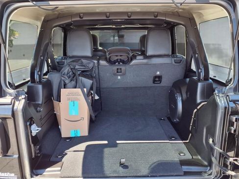 Certified 2022 Jeep Wrangler Unlimited Sahara w/ Cold Weather Group AWD/4WD image 26
