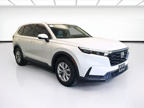 Used 2026 Honda CR-V LX image 3