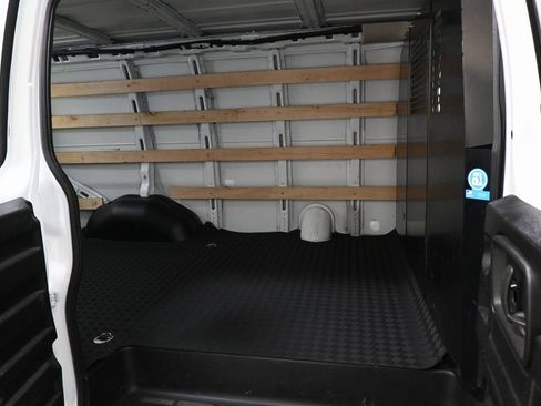 Used 2023 Chevrolet Express 2500 w/ Driver Convenience Package image 17