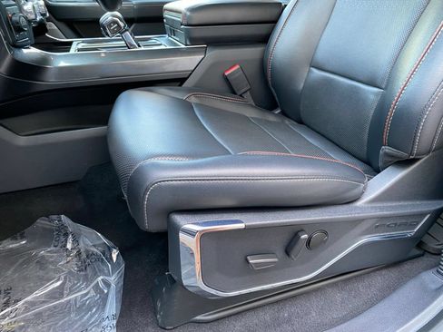 Used 2023 Ford F150 Lariat AWD/4WD image 27
