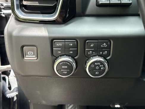 Certified 2024 GMC Sierra 2500 Denali w/ Denali Reserve Package AWD/4WD image 23