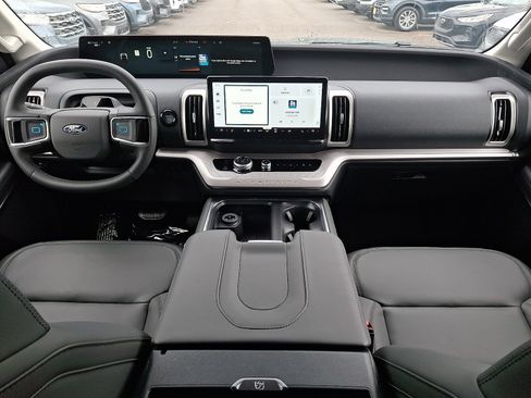 New 2026 Ford Expedition Active AWD/4WD image 8