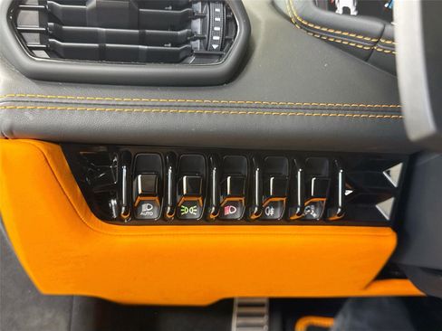 Used 2023 Lamborghini Huracan Tecnica RWD image 24