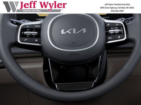 New 2026 Kia Carnival EX FWD image 23