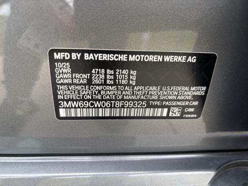 Certified 2026 BMW 330i Sedan w/ Convenience Package RWD image 37