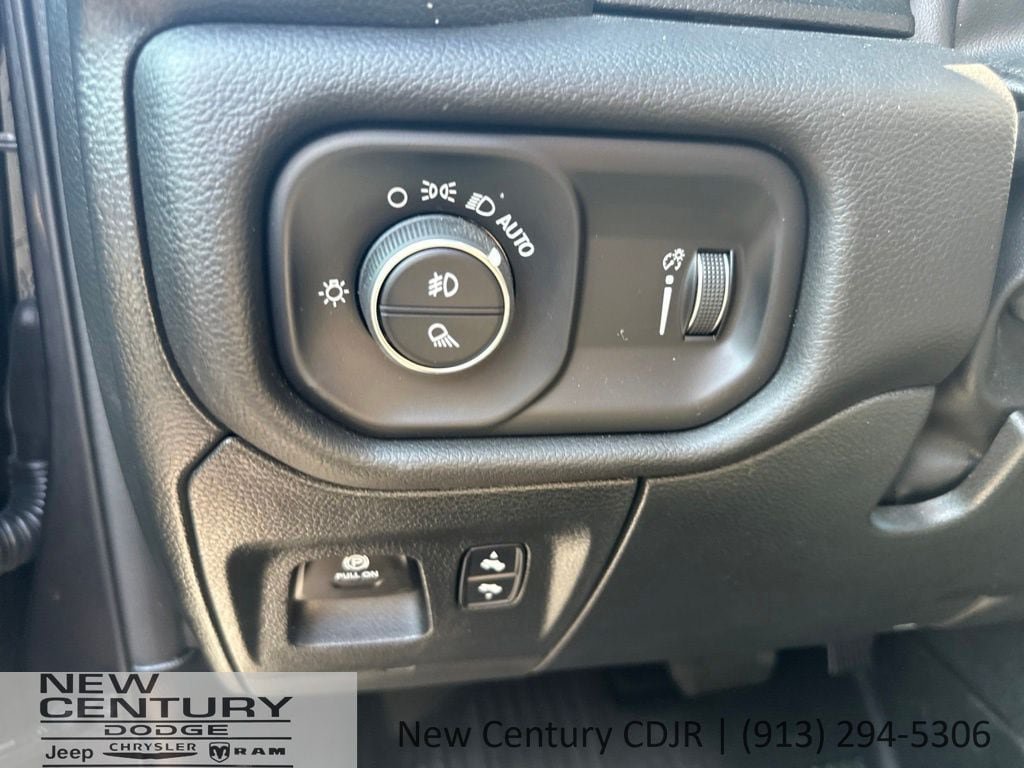 Used 2023 RAM 1500 Big Horn AWD/4WD image 20