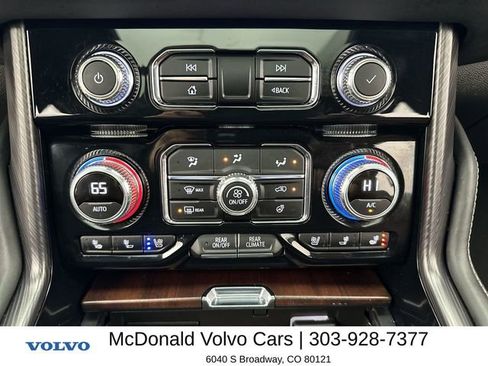 Used 2023 GMC Yukon Denali Ultimate w/ LPO, Floor Liner Package image 19