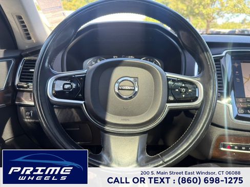 Used 2016 Volvo XC90 T6 Momentum w/ Momentum Plus Package AWD/4WD image 22