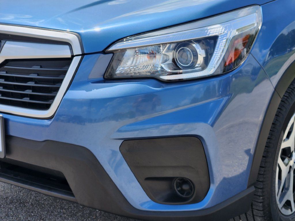 Used 2020 Subaru Forester Premium AWD/4WD image 6