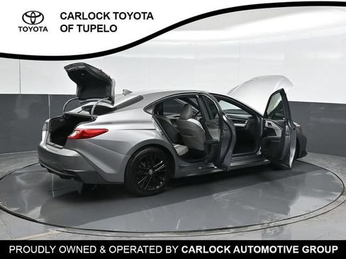 Used 2025 Toyota Camry SE w/ Convenience Package FWD image 46