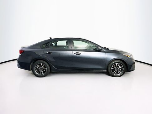 Used 2024 Kia Forte LXS image 10