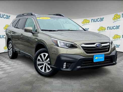 Used 2022 Subaru Outback Premium image 1