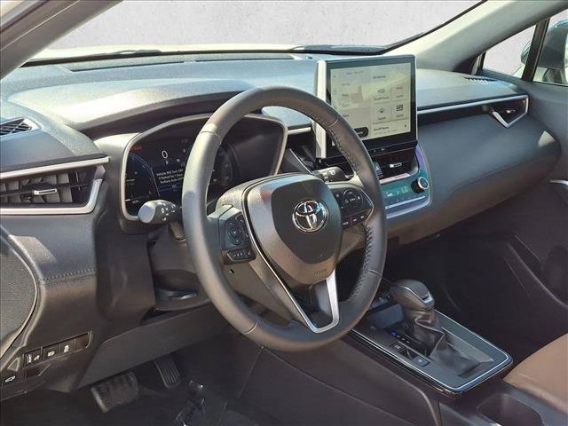 Used 2026 Toyota Corolla Cross XLE w/ Convenience Package FWD image 10