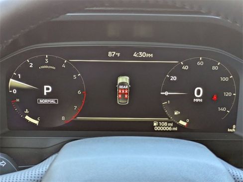 New 2025 Mitsubishi Outlander SE image 29