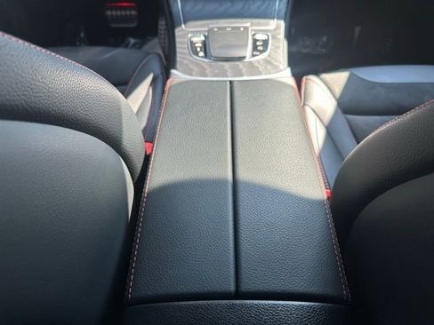 Certified 2022 Mercedes-Benz GLC 43 AMG 4MATIC image 42