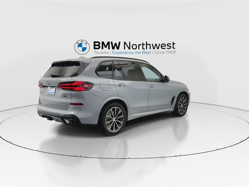 New 2026 BMW X5 xDrive50e w/ M Sport Package AWD/4WD image 3