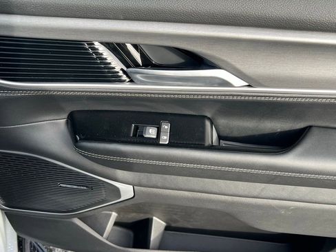 New 2026 Jeep Grand Wagoneer Limited image 15