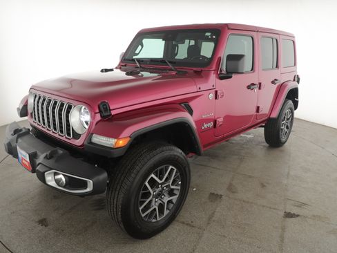 Used 2024 Jeep Wrangler Sahara w/ Technology Group image 3