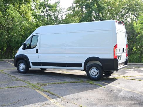 New 2026 RAM ProMaster 3500 w/ Cold Weather Group FWD image 9