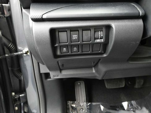 Used 2023 Subaru Forester AWD/4WD image 9