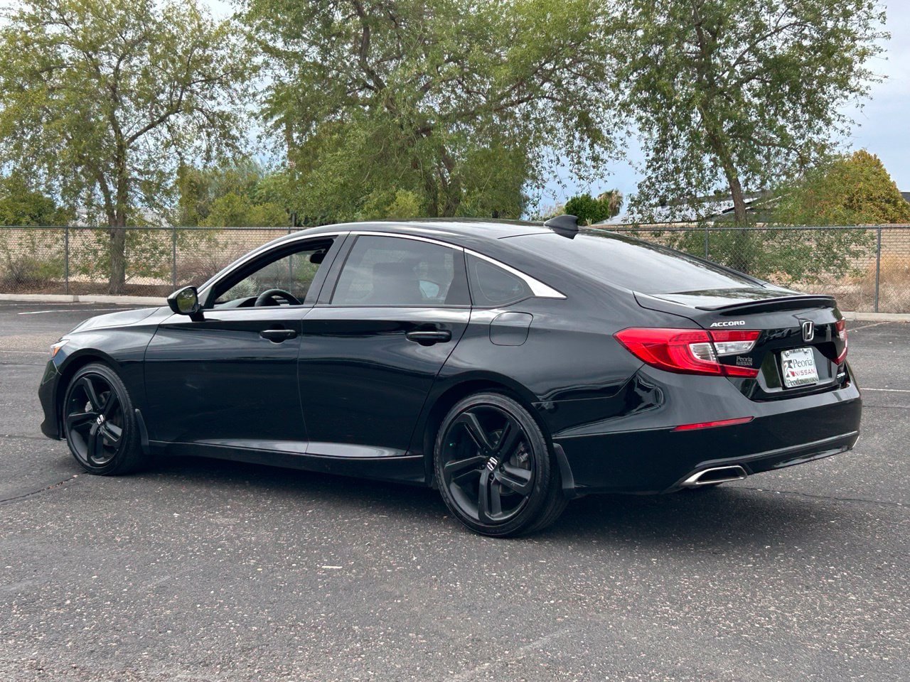 Used 2022 Honda Accord Sport image 4