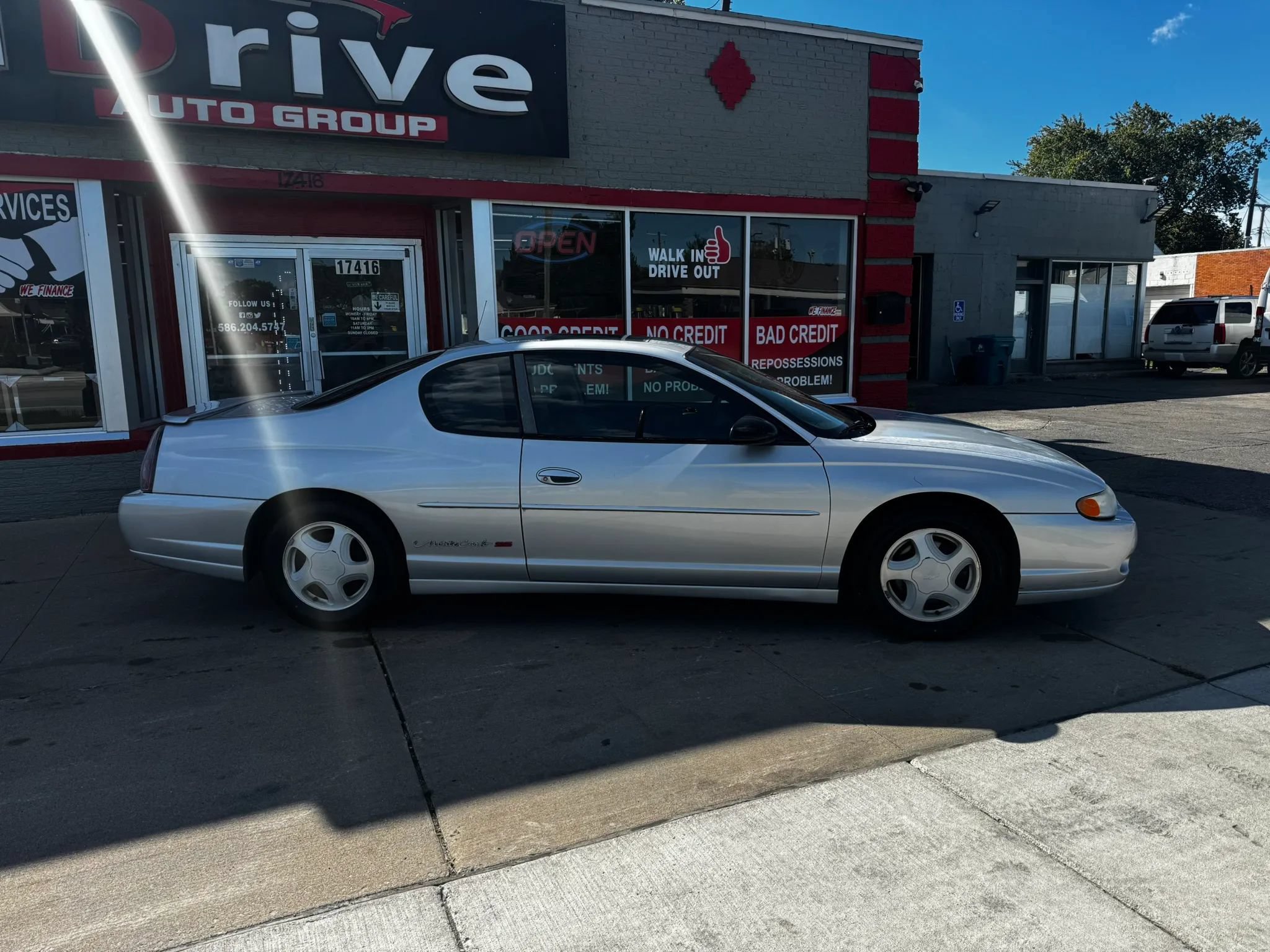 Used 2002 Chevrolet Monte Carlo SS w/ Preferred Equipment Group FWD image 7