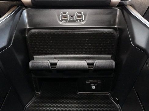 Used 2020 RAM 1500 Laramie image 17