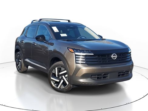 New 2026 Nissan Kicks SV w/ Cold Weather Package FWD image 1
