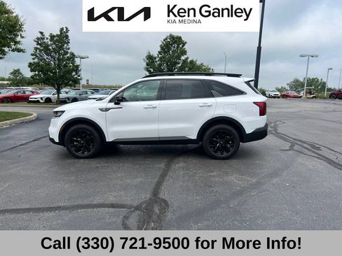 Certified 2023 Kia Sorento S w/ Panoramic Sunroof Package AWD/4WD image 9