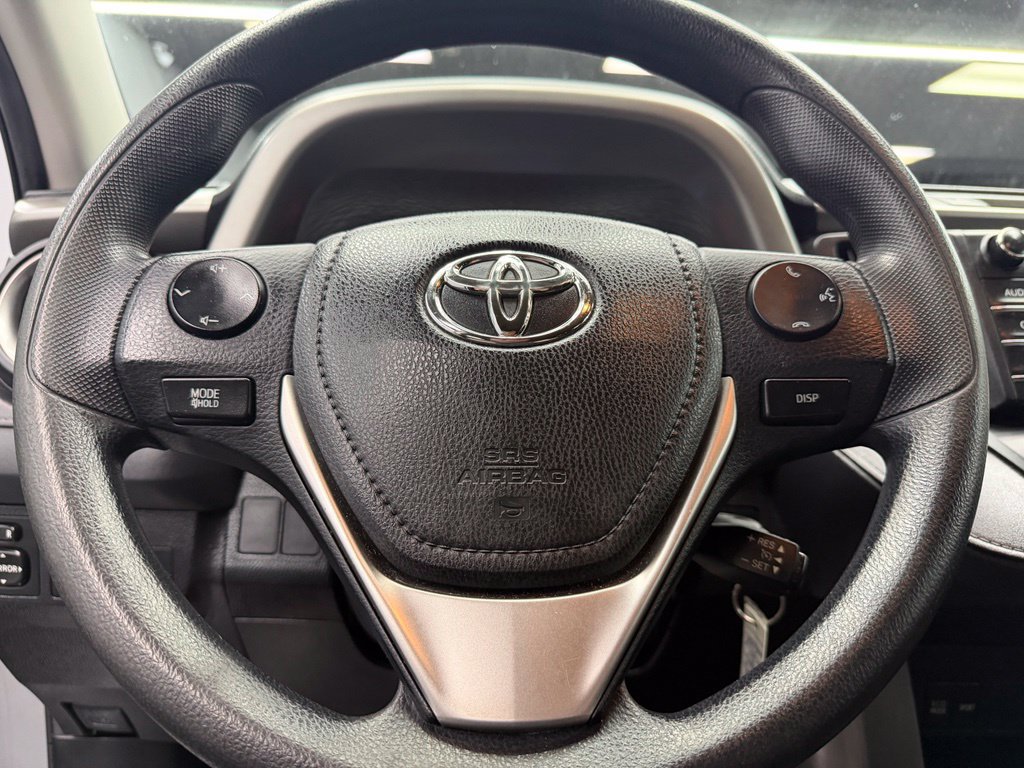 Used 2016 Toyota RAV4 LE FWD image 22