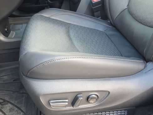 New 2026 Toyota Sienna Platinum AWD/4WD image 25