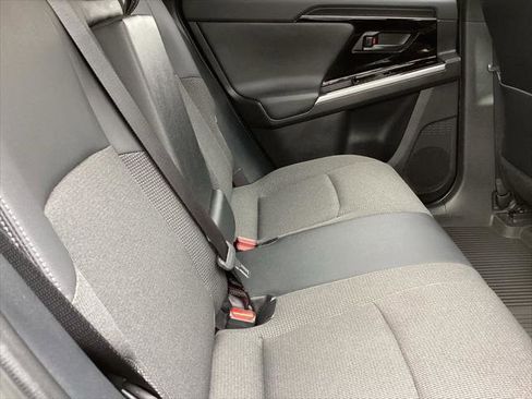 Certified 2025 Toyota bZ4X AWD image 5