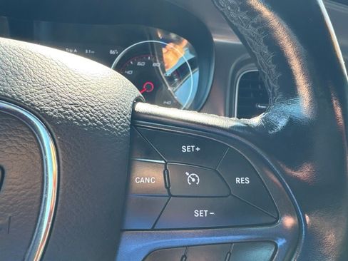 Used 2023 Dodge Charger SXT RWD image 16