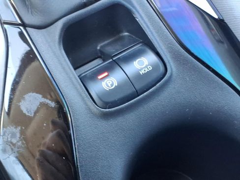 Used 2020 Toyota Corolla LE w/ Carpet Mat Package (TMS) FWD image 30
