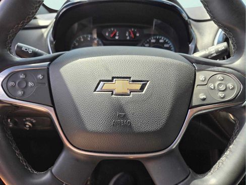 Used 2023 Chevrolet Traverse LT FWD image 31