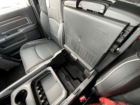 New 2026 RAM 2500 Laramie AWD/4WD image 31