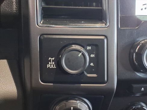 Used 2018 Ford F150 XLT w/ Equipment Group 302A Luxury image 23