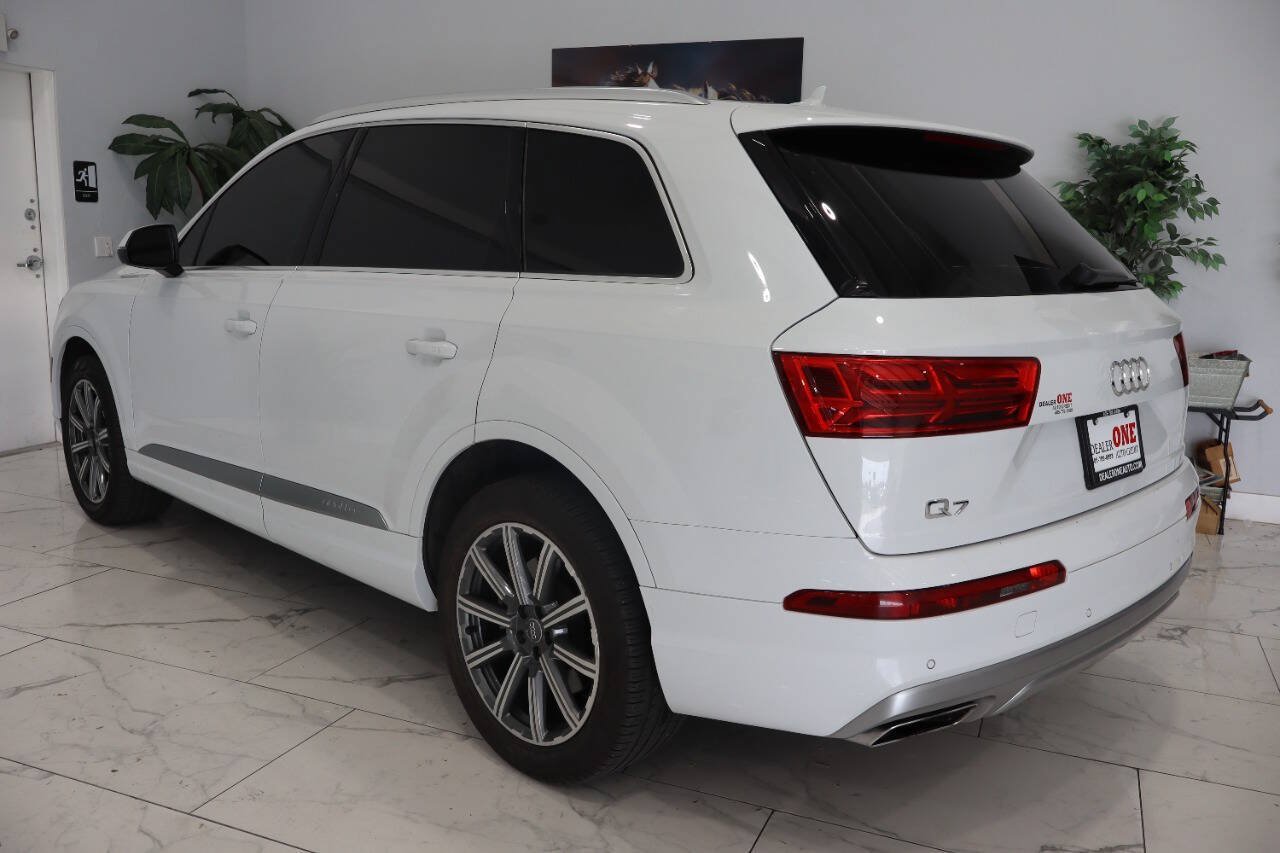 Used 2019 Audi Q7 2.0T Premium Plus w/ Premium Plus Package AWD/4WD image 5