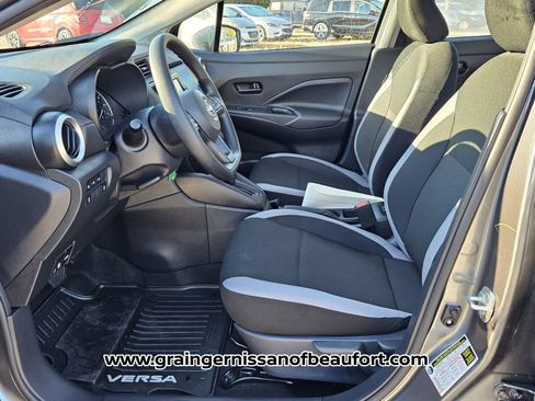 Used 2025 Nissan Versa S w/ Trunk Package image 3