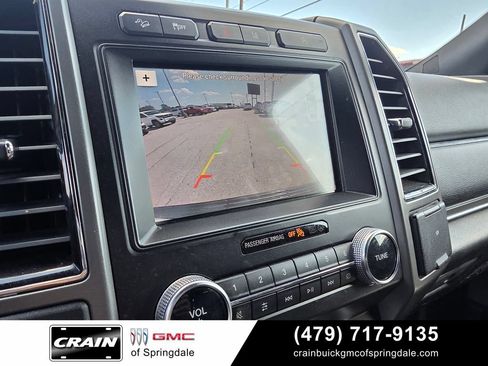 Used 2019 Ford Expedition XLT w/ Equipment Group 202A AWD/4WD image 17