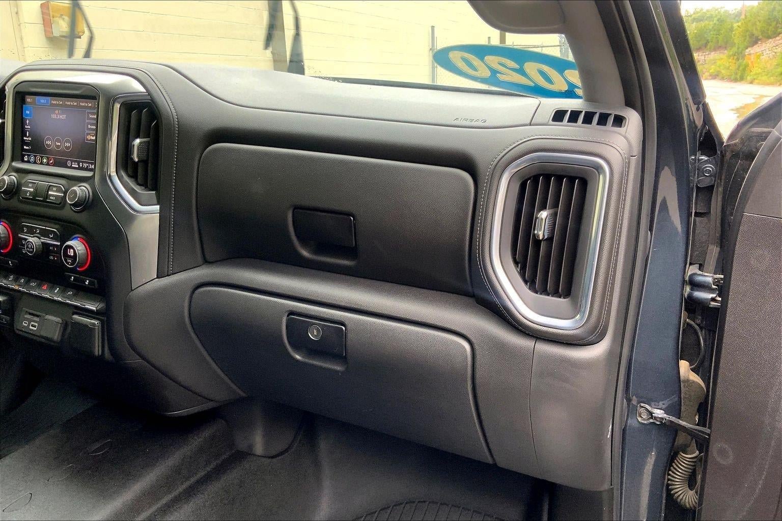 Used 2020 Chevrolet Silverado 1500 LT w/ Texas Edition AWD/4WD image 17