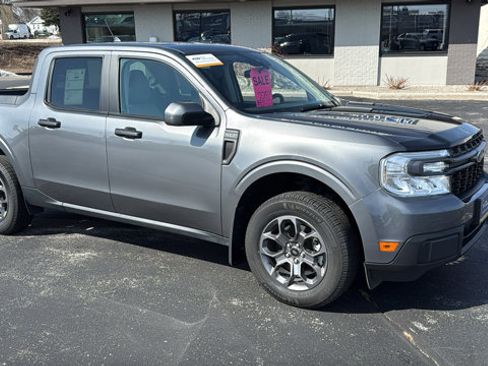 Certified 2022 Ford Maverick XLT w/ XLT Luxury Package image 1