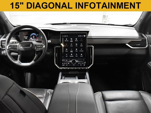 Used 2024 GMC Acadia Denali FWD image 2